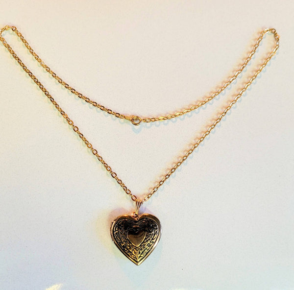 Vintage Valentines Golden Etched Heart Locket Stunning Keepsake Treasure on Beautiful Golden  Link Chain