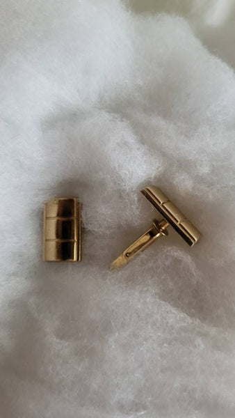 Mid Century Men's Hickok Cufflinks Classic Gold Scored Oblongs Suave and Style Sensational