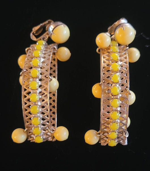 3 Dimensional 1960s Gold  Sunshine Yellow Mod  Groovy Earrings..