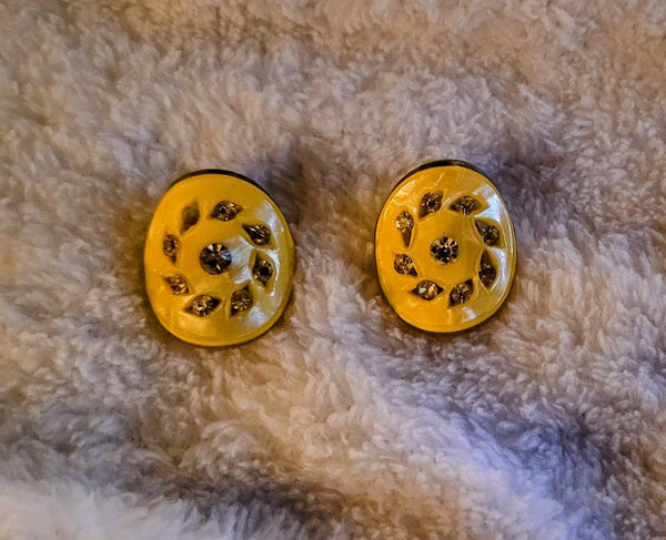 Sunshine and Sparkle Yellow Lucite Earrings Rhinestone Accent Wavy Disc Clips