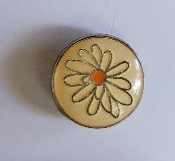 Twin Daisy Lapel Pins 50s 60s Lucite overlay...