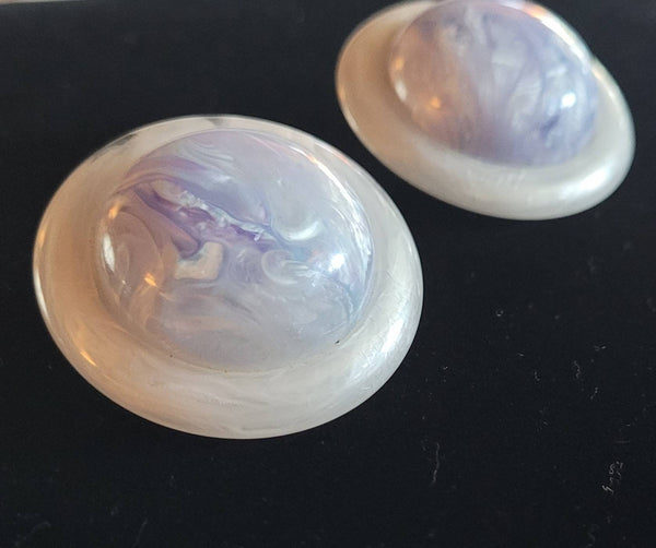 Mid Century Fantastic Plastic Dome Blue Violet & White Marble Clip Earrings