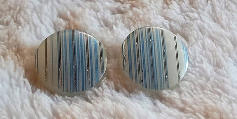 Vintage Hologram Look in these Stunning Period Clip Earrings.