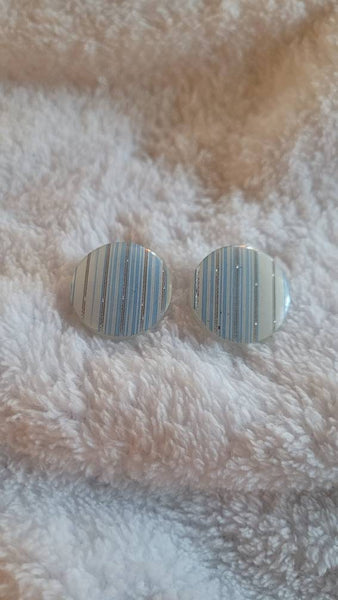 Vintage Hologram Look in these Stunning Period Clip Earrings.