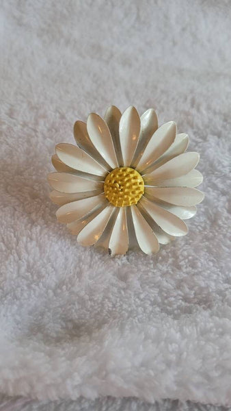 Flower Power. ! 2.5 in White Enamel Daisy Pin... Happy 60th Birthday 1960s  Vintage Jewelry..!