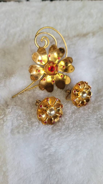 1940s Parure Pearl Ruby Gold Floral Theme Exquisite Vintage
