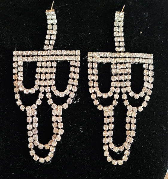 1980s Scalloped Rhinestone Brilliant Dusters  3+ inch