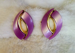 Pretty Purple Thermoset Earrings 1950 Style..!