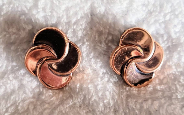 Matisse Renoir Collection 1940s 1950s Now.!!  on Wink At The World Listing: Shiny Copper Swirl Earrings 1950s Cool