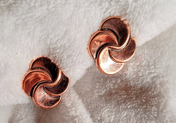 Matisse Renoir Collection 1940s 1950s Now.!!  on Wink At The World Listing: Shiny Copper Swirl Earrings 1950s Cool