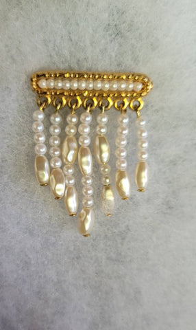 Napier Signed Pearl Pin Tiny Pearl's on Gold Bar With Dangling Fresh Water Lovelies Vintage Fabulous