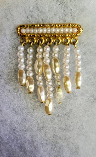 Napier Signed Pearl Pin Tiny Pearl's on Gold Bar With Dangling Fresh Water Lovelies Vintage Fabulous