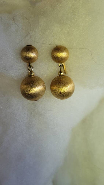 Napier Brushed Gold Ball Vintage Clips Classic Style with Motion