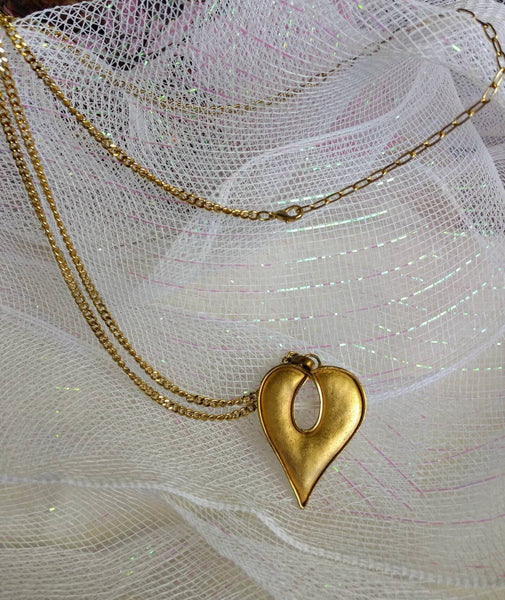 Vintage Valentines Big Heart Gold Pendant Necklace Unique Heart with Long Vintage Serpentine Chain