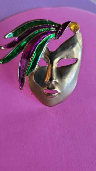 Faces Collection Pin Mardi Gras Mask